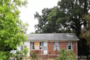 203 Cowan St, Lilesville, NC 28091 - Photo 1