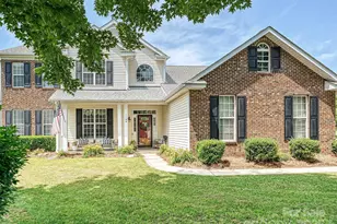 1109 Woodwinds Dr, Waxhaw, NC 28173 - Photo 1