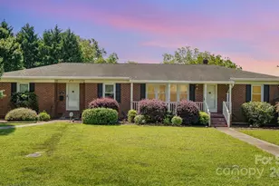 300 Caldwell St, Kannapolis, NC 28083 - Photo 1