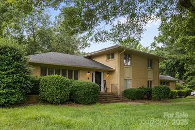 6017 Sierra Drive, Charlotte, NC 28216 - Photo 1