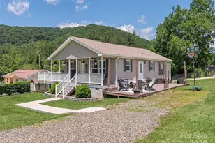 16 Sams Branch Rd, Candler, NC 28715 - Photo 1