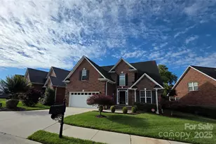 2563 Firethorn Ct, Gastonia, NC 28056 - Photo 1