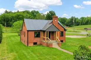 21 Murray Rd, Canton, NC 28716 - Photo 1