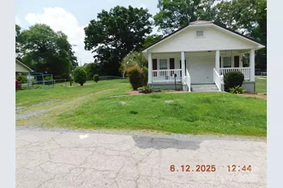 809 Ruth Avenue, Kannapolis, NC 28083 - Photo 1