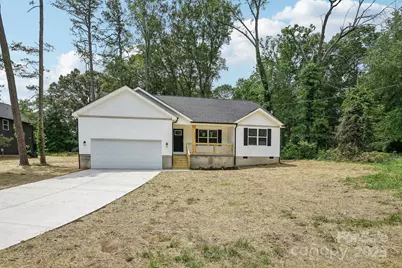 403 W Charlotte Avenue #2, Mount Holly, NC 28120 - Photo 1