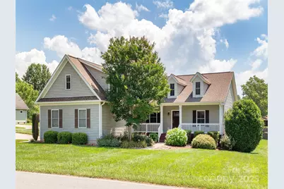 16 Hollyhock Court, Flat Rock, NC 28731 - Photo 1