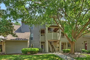 2533 Stockbridge Dr, Charlotte, NC 28210 - Photo 1