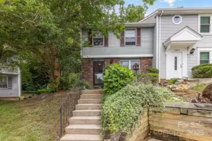 7304 Pebblestone Dr, Charlotte, NC 28212 - Photo 1