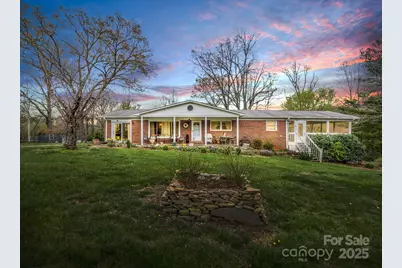 24 Clarke Road, Asheville, NC 28805 - Photo 1