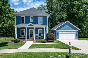 1067 33rd Avenue Loop NE, Hickory, NC 28601 - Photo 1