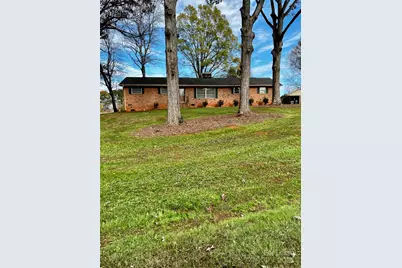 1600 Plumcrest Drive, Charlotte, NC 28216 - Photo 1