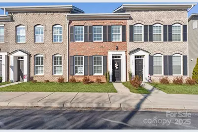 110 W Pine Street, Lincolnton, NC 28092 - Photo 1