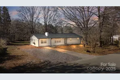 5520 Chestnut Drive, Hickory, NC 28602 - Photo 1