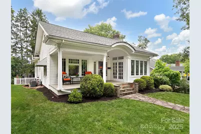 25 Mount Vernon Circle, Asheville, NC 28804 - Photo 1