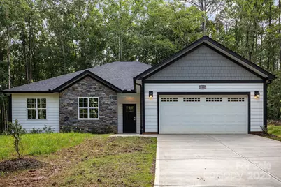 813 Montreat Drive, Dallas, NC 28034 - Photo 1