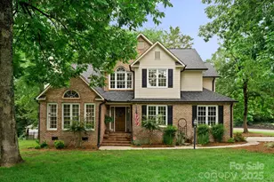 901 Brighton Dr, Kannapolis, NC 28081 - Photo 1