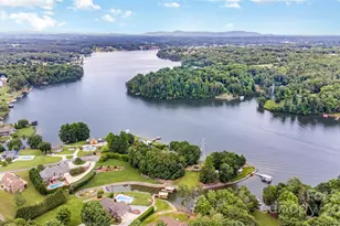 6255 Mountainside Dr, Hickory, NC 28601 - Photo 1