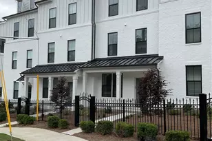 4232 Alexander Vw Dr, Charlotte, NC 28226 - Photo 1