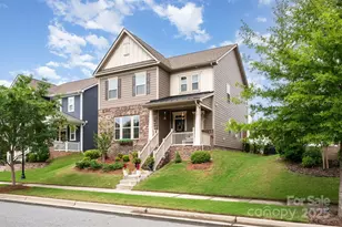 915 Claires Creek Ln, Davidson, NC 28036 - Photo 1