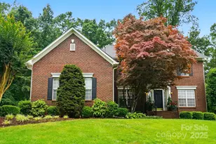 1720 Mountain Park Dr, Charlotte, NC 28214 - Photo 1