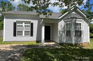 8723 Purple Thistle Ln, Charlotte, NC 28215 - Photo 1