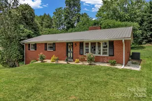 53 Belmont St, Canton, NC 28716 - Photo 1