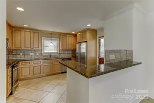 448 N Summit Ave, Charlotte, NC 28216 - Photo 1