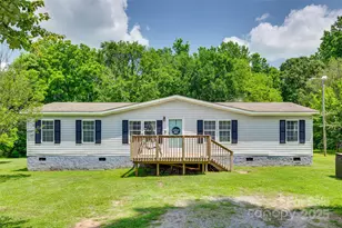 284 Cedar Grove Rd, Clover, SC 29710 - Photo 1