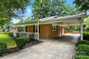 2911 Spencer St, Lenoir, NC 28645 - Photo 1