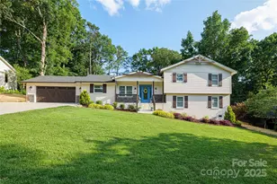 932 Shady Bluff Dr, Charlotte, NC 28211 - Photo 1