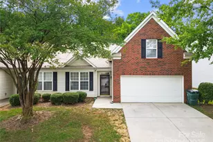 4510 Glenlea Commons Dr, Charlotte, NC 28216 - Photo 1