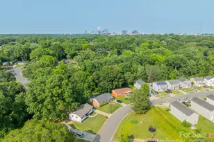 3608 Crestridge Dr, Charlotte, NC 28217 - Photo 1