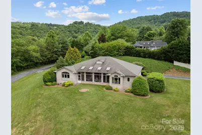 110 Walnut Hills Drive, Brevard, NC 28712 - Photo 1