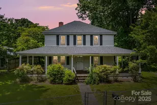 113 4th St, Black Mountain, NC 28711 - Photo 1