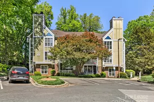 2506 Cranbrook Ln, Charlotte, NC 28207 - Photo 1