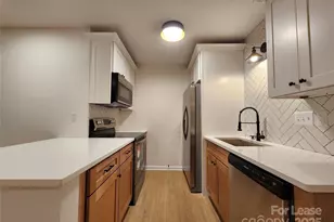 8637 Crows Nest Ln, Charlotte, NC 28226 - Photo 1