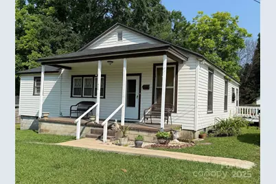 714 E Dunlap Street, Lancaster, SC 29720 - Photo 1