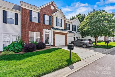 8002 Mariners Pointe Circle, Denver, NC 28037 - Photo 1