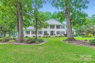 1175 18th Ave NE, Hickory, NC 28601 - Photo 1