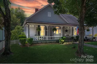 622 E Pine Street, Lincolnton, NC 28092 - Photo 1