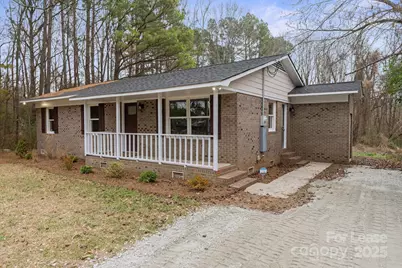 1975 W Wall Street, Wadesboro, NC 28170 - Photo 1