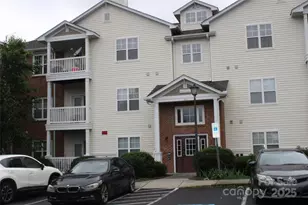 9823 Hyde Glen Ct, Charlotte, NC 28262 - Photo 1