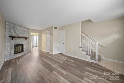 1330 5th Street NE, Hickory, NC 28601 - Photo 1