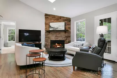 92 Nodatsi Court, Brevard, NC 28712 - Photo 1