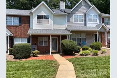 5644 Prescott Court, Charlotte, NC 28269 - Photo 1