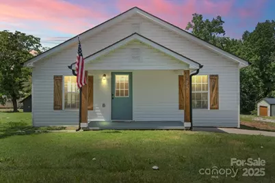 321 E Taylor Street, Landis, NC 28088 - Photo 1