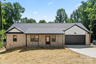 5526 Brookwood Lane, Hickory, NC 28602 - Photo 1