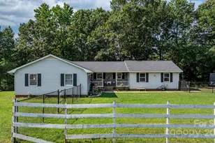 4395 Burton Dr, Maiden, NC 28650 - Photo 1