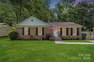 6215 Cross Creek Ln, Charlotte, NC 28212 - Photo 1