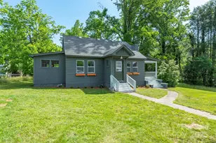 12 Mountain View Ave, Black Mountain, NC 28711 - Photo 1